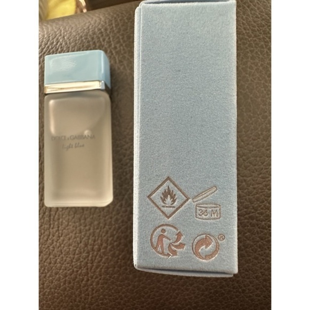 Dolce & Gabbana Light Blue EDT 5ml Mini Splash Dabber w/ Box - Picture 7 of 8